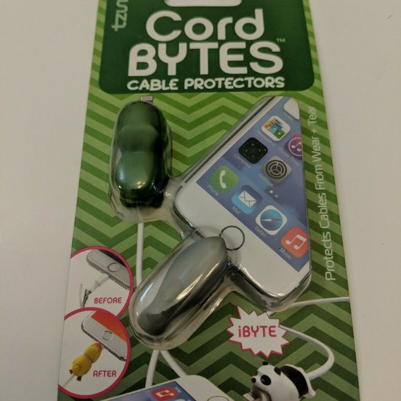 Cable Protectors-2 Pack Alligator/Shark - Picture 1 of 3